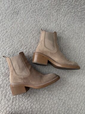 Steve Madden Suede Chelsea Booties in Taupe - Women's Ankle Boots